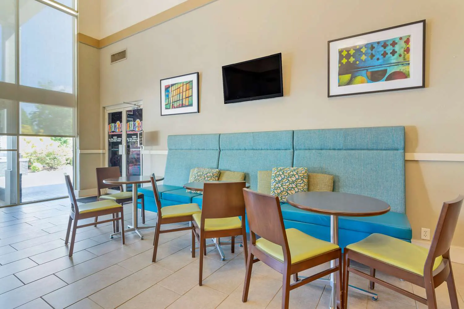 Featured Amenities